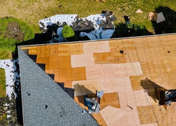 Why Local Contractors Are Best for Roof Replacement in Olney